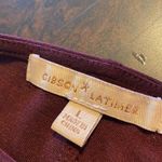 Gibson Latimer  Cold Shoulder Bat Wing Top in Burgundy - size large Photo 6