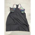 Lululemon no limits tank top fits like a 2 or 4 Photo 3