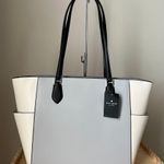 Kate Spade Purse Photo 1