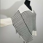 Romeo + Juliet Couture ✨ Romeo Juliet Black & White Stripe Dolman Sweater✨ Photo 3