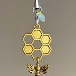 Handmade antique gold color BEE retro vintage boho chic aesthetic style phone charm/strap/bag accessory/decor✨ Photo 0