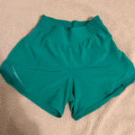 Lululemon Hotty Hot Shorts 4" High-Rise green Photo 0