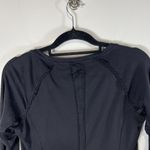 Lululemon  Full Tilt Long Sleeve Top Sz 4 Black Lace Back Thumb Holes‎ Yoga Photo 4