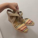Kelly & Katie  Size 8 M Saige Spring Multicolored Strappy Slingback Wedge Sandal Photo 3