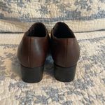Munro  American Women's Brown Leather Chunky Heel Secretary Chic Loafer Size 6.5N Photo 3