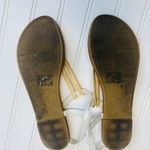 Fergalicious  White Tan Thong Flat Sandals Sz 8.5 Photo 4