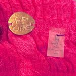 Free People  ONE PERLA PINK EYELET CROPPED OFF THE SHOULDER RUFFLE TOP L Photo 3