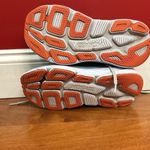 Hoka  One One W Bondi 7 Running Athletic Shoes size 9.5 Photo 6