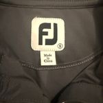 FootJoy  Sleeveless Women’s Gold shirt  Photo 2