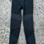 Spanx Look at Me Now Seamless Moto Legging Very Black Large Photo 1