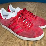 Adidas  Women’s Gazelle Bold Red Snakeskin Suede Casual Sneakers Size 6 Photo 0