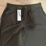 CRZ Yoga Women's Lightweight Workout Joggers, Dark Olive, Size XL, NWT Photo 5