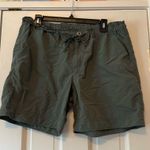 Patagonia  Women’s Upcountry Outdoor Shorts in Mission Olive Size 14 Photo 0