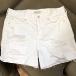 Madewell  White Denim Loose Fit Longer Length 5” Short Size 27 Photo 1
