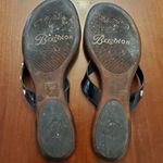 Brighton  Womens Black Thong Sandals Size 8.5  Made in Italy. Photo 3