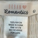 Urban Romantics  White Flowy Sleeves Peplum Ruched Blouse Large EUC #0996-OAK Photo 4