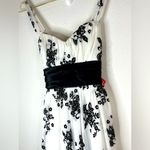 Trixxi White Black Floral Embroidered Empire Waist Party Dress Small NWT Elegant Photo 6