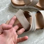 Donald Pliner [] Lue-Me Sandals Size 8.5 Photo 3