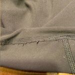 Lululemon Women’s  Black Crop Leggings Sz 8 Photo 5