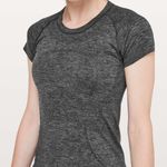 Lululemon Swiftly Tech Short Sleeve Crew Black / Anchor Photo 2