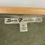 Seven7 Short-Sleeved V-Neck Crisscross High-Low Tee Women’s Size XL in Green Photo 2