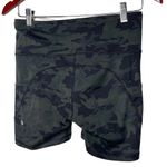 Lululemon  Fast and Free HR Shorts in  Incognito Camo Multi Gator Green sz 8 Photo 1