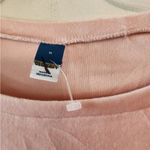 Old Navy  fleece pink cropped sweatshirt size womens medium Photo 2