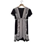 Black and White Patterned Babydoll Style Dress Flowy‎ Photo 1