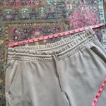 Athleta Seasoft Straight Crop Pants Abalone Grey Beige Women’s Size Large Photo 7