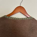 Pretty Angel  Brown lace poncho-style blouse with green details, elegant Photo 7