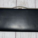 Vintage clasp clutch w/small metal carry handle black & gold Photo 0