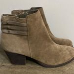 White Mountain  womens brown suede Taupe wedge ankle boots size 10 Photo 0