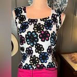 Joseph A Y2K Jospeh A. Bright Flowers on White Sleeveless Pet. Med. Photo 0