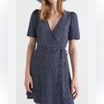 & Other Stories & Other Stories Printed Scallop Wrap Mini Dress EUR 34 /
US 2 Photo 1
