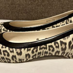 Crocs  Women's Shoes Size 6 Lina Graphic Leopard Ballet Flats Cream Black Trim Photo 0