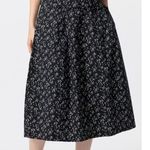 Uniqlo Cotton Cocoon Skirt in Printed Floral Black Photo 0