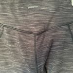 Patagonia Women’s 🏔️ Cropped Leggings Photo 4