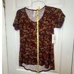LuLaRoe Classic T XXS Red Sunflower Floral Print NWT Women’s Top Photo 2