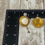 Vintage White Enamel Goldtone Round Clip Earrings Gold Photo 4