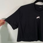 Alphalete Women Black Logo Short Sleeve Cropped Athletic Top Photo 3