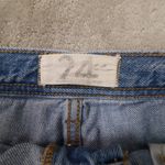 We The Free  People Mid Rise Button Fly Jeans Distressed Light Wash‎ Size 24 Photo 2