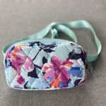 Vera Bradley NWOT  Ultralight Essential Mini Belt Bag Floating Blossoms Fanny Pak Photo 4