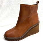 Zodiac  10M Julia Brown Faux Leather Wedge Lug Ankle Platform Boot Zipped Comfort Photo 0