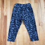 Marika Leggings cropped workout exercise‎ animal print size medium soft capris M Blue Photo 3