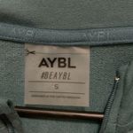 AYBL NWT  zip pullover Photo 4