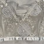 Flora Nikrooz  Vintage Women’s Size M White Chiffon Embroidered Long Gown Robe Photo 8