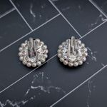 Vintage Clip On Earrings Photo 7