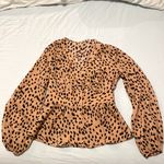 Essue Spotted button front blouse Photo 1