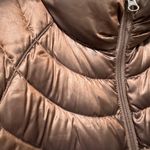 Bernardo goose down brown metallic puffer vest  Size medium Photo 10