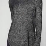 Athleta  Black Heathered Long Sleeve Thumbhole Workout Athleisure Top Tee Photo 0